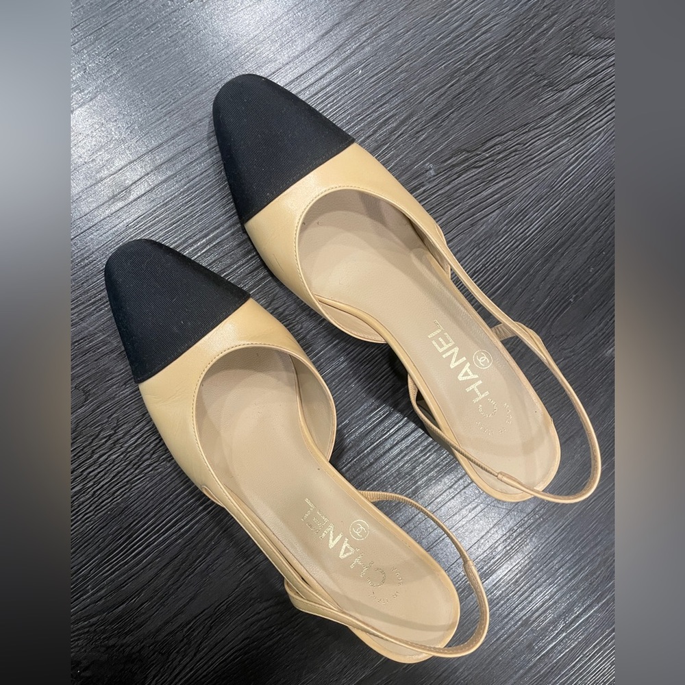 Chanel Slingbacks beige&black